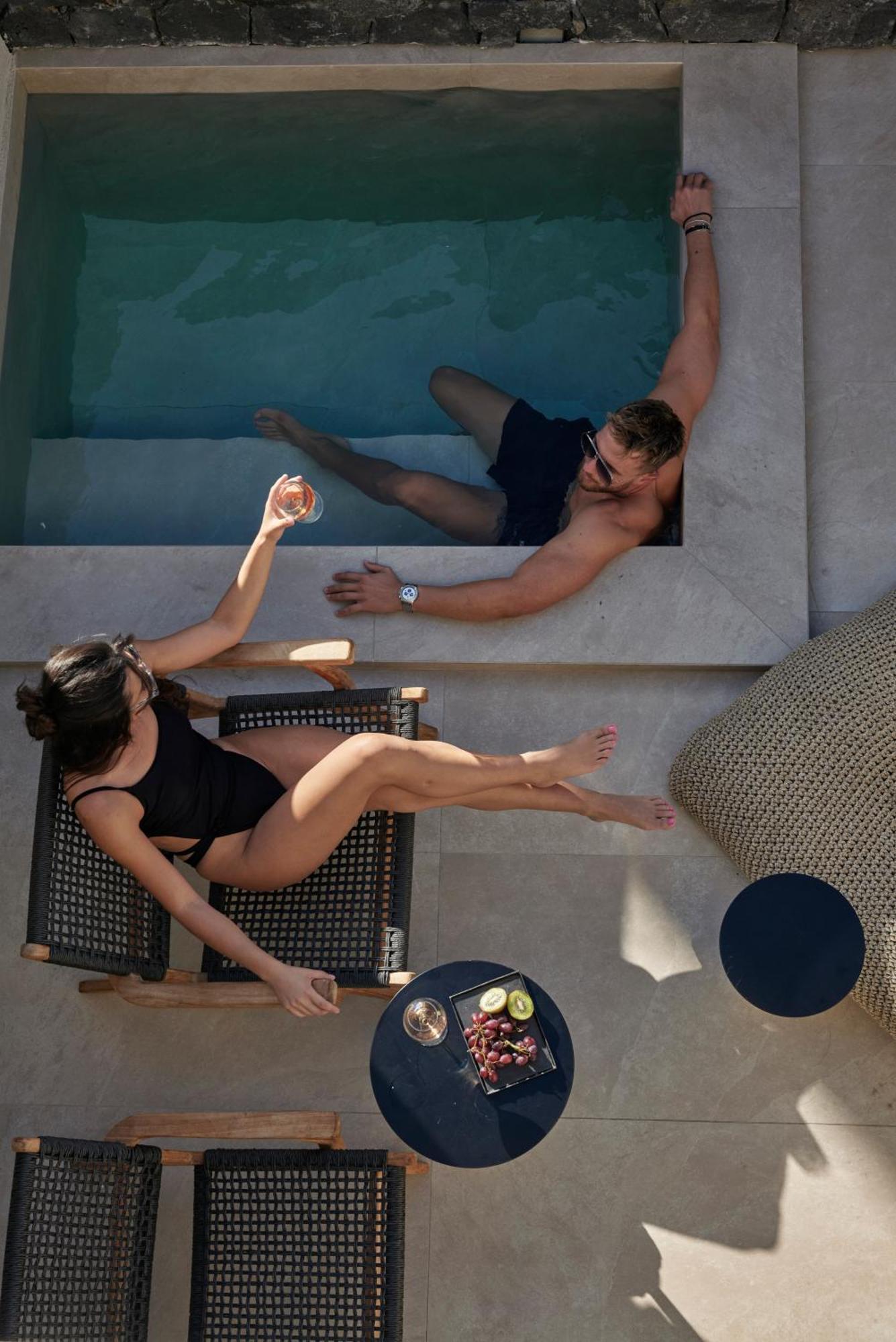 Alaso Design Suites Fira  Exterior foto