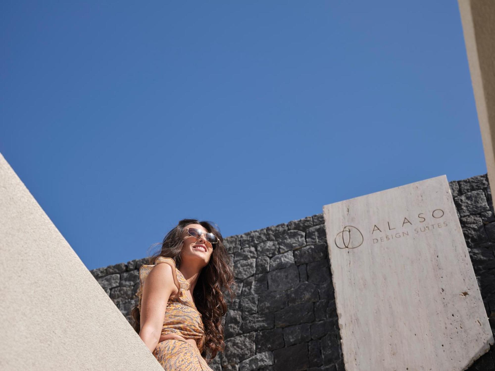 Alaso Design Suites Fira  Exterior foto