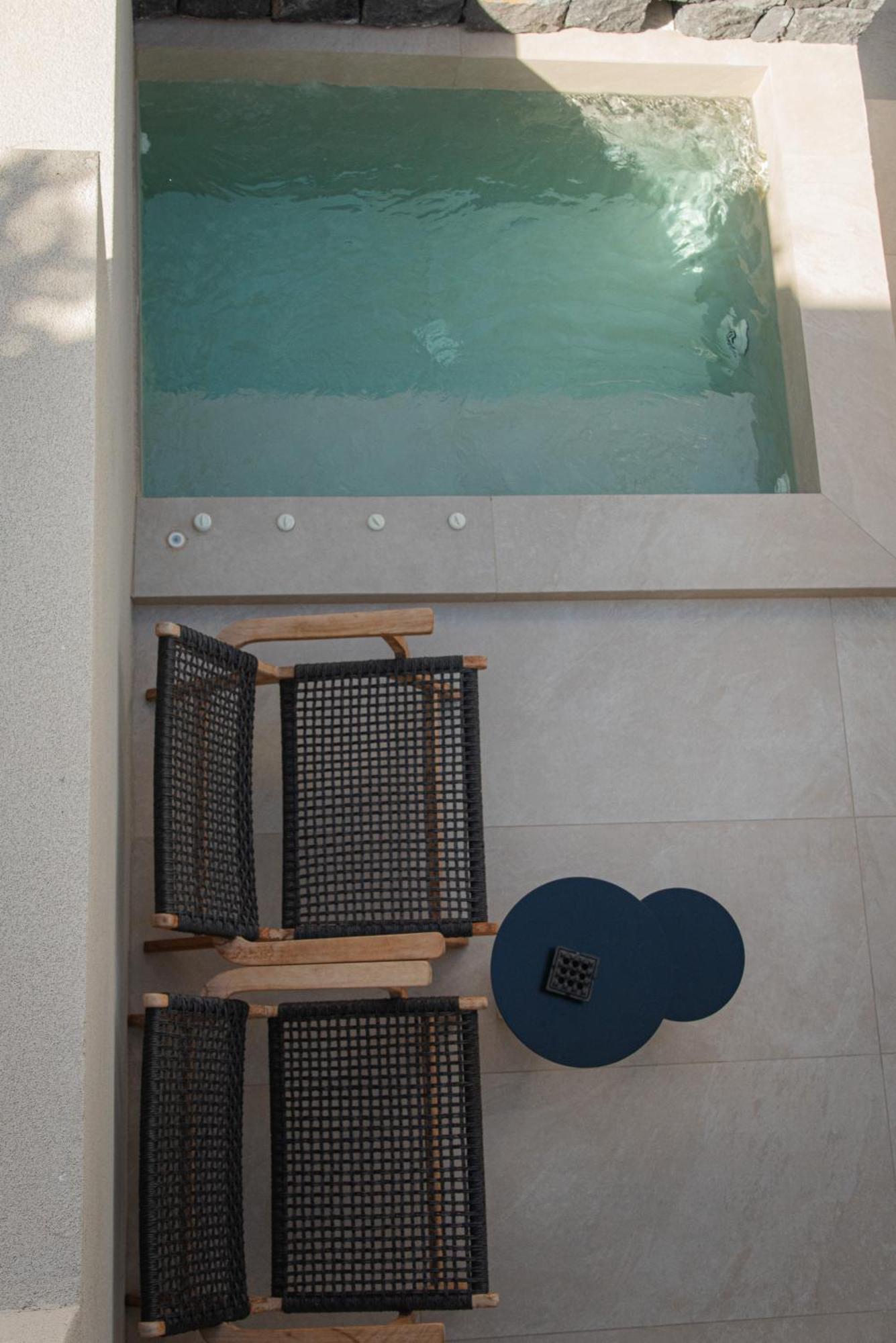 Alaso Design Suites Fira  Exterior foto